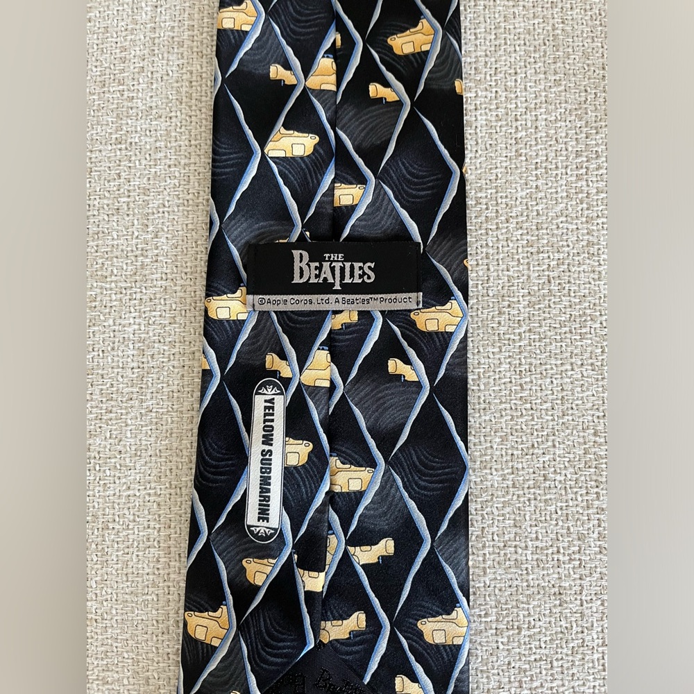 Beatles Yellow Submarine Tie